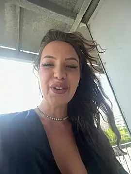 BiancaAva online show from August 2026 12:52:01 PM