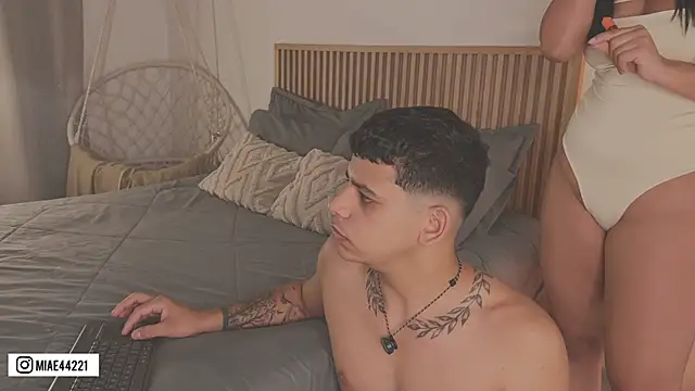 Little Emma 11 online show from April 2026 12:43:01 PM