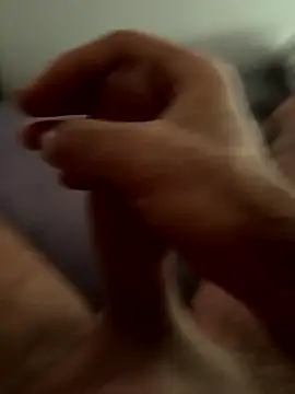 Snapshot of Ricardo_fuente chatting on October 2025 07:21:02 AM Ricardo fuente online show from October 2025 07:21:02 AM