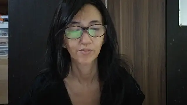 Snapshot of princessD077 chatting on July 2026 04:20:01 PM princessD077 online show from July 2026 04:20:01 PM