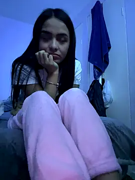 Snapshot of sexywiffeee chatting on October 2025 06:54:01 AM sexywiffeee online show from October 2025 06:54:01 AM