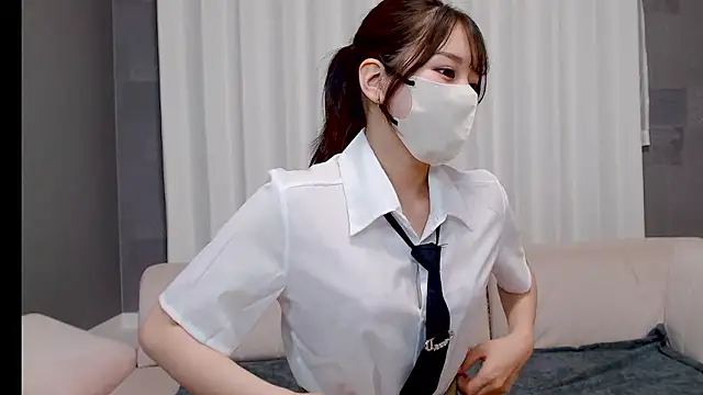 LOVE MIREI LOVE online show from April 2026 11:14:02 AM