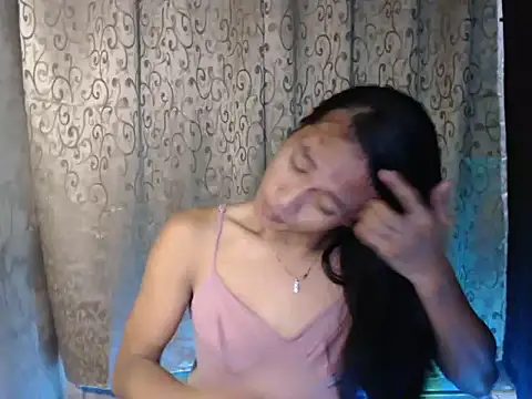 taylaxuxu online show from November 2025 10:36:02 AM