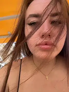 KiraSunshine online show from June 2026 03:22:02 AM
