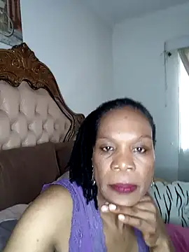 Hotcougar online show from November 2025 01:22:04 PM