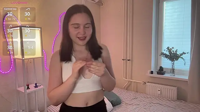 MyraLitterers online show from June 2026 04:45:02 PM
