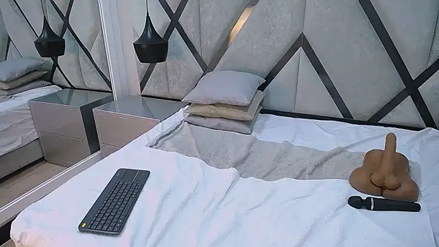 AriaWillss online show from January 2026 01:02:01 PM