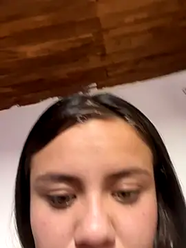 Snapshot of Dul-ci08 chatting on October 2025 06:21:01 PM Dul-ci08 online show from October 2025 06:21:01 PM