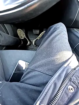 16enes16 online show from November 2025 12:29:02 PM