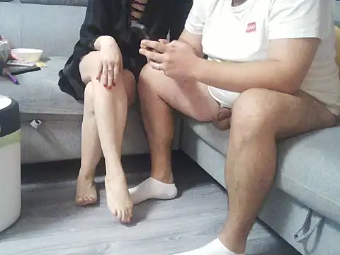 Snapshot of sweetycouplexxxx chatting on October 2025 07:19:02 PM sweetycouplexxxx online show from October 2025 07:19:02 PM