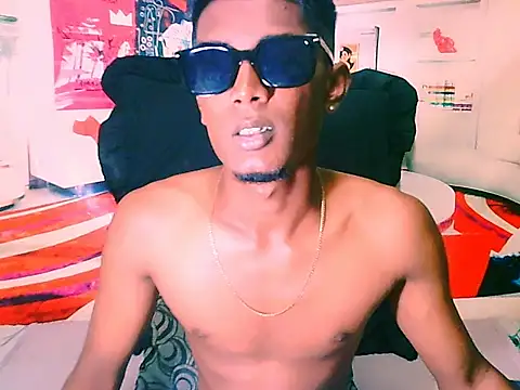 IndianThuggin online show from November 2025 04:51:02 PM