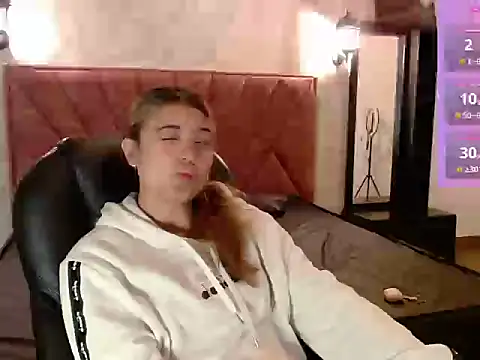 Snapshot of _jeessy chatting on October 2025 03:21:02 AM  jeessy online show from October 2025 03:21:02 AM