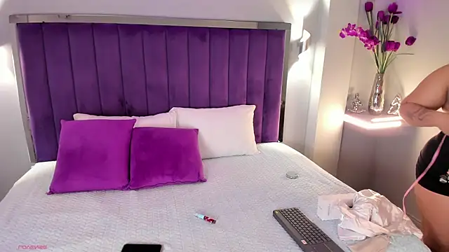 Dakota jhons1 online show from March 2026 06:14:02 PM