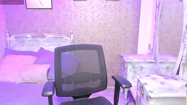 Snapshot of Sofia_clk chatting on June 2026 02:56:01 AM Sofia clk online show from June 2026 02:56:01 AM