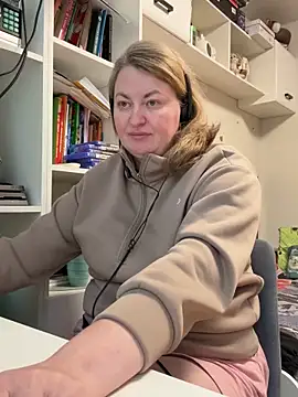 Amelia-Diamond online show from December 2025 08:31:02 AM