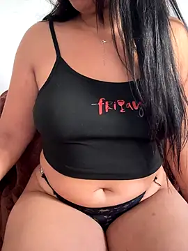 jouri  curvy online show from November 2025 03:12:02 PM