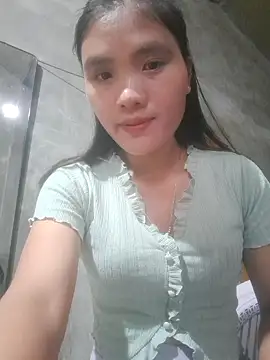 Snapshot of mira-show chatting on October 2025 12:44:02 AM mira-show online show from October 2025 12:44:02 AM