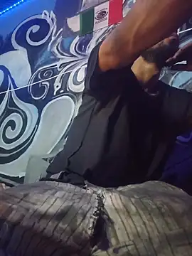 vergueo3 online show from April 2026 09:01:01 PM