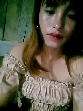 Snapshot of Wong_tinny chatting on October 2025 03:12:01 PM Wong tinny online show from October 2025 03:12:01 PM