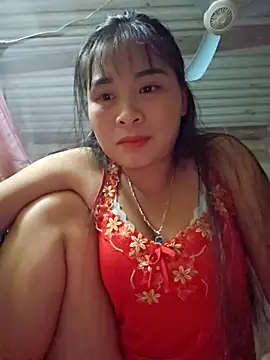 Squirrel-Pear online show from November 2025 02:45:02 PM