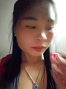 Squirrel-Pear online show from December 2025 05:46:01 AM