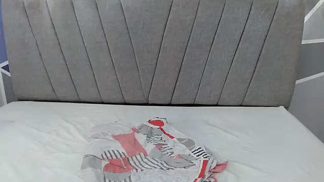 luna merie online show from January 2026 07:11:01 PM