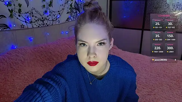 VETT KITTY online show from December 2025 07:05:01 AM