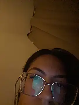 Snapshot of Casal_em_chamas chatting on October 2025 10:54:02 PM Casal em chamas online show from October 2025 10:54:02 PM