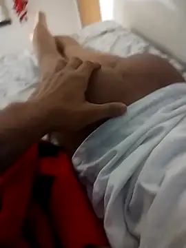 Snapshot of Casal_em_chamas chatting on October 2025 11:55:01 AM Casal em chamas online show from October 2025 11:55:01 AM