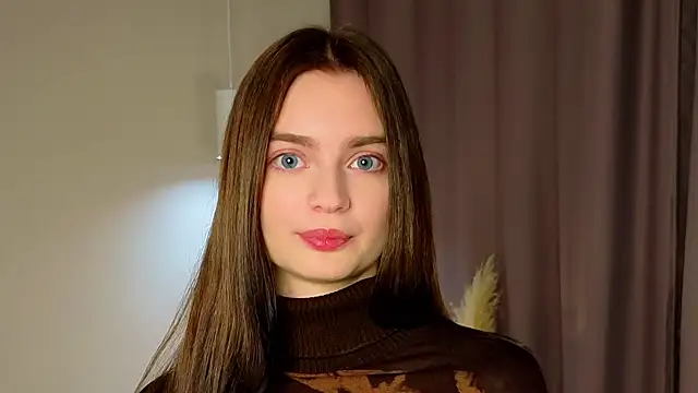 Snapshot of RosaMunoz_ chatting on October 2025 05:37:02 AM RosaMunoz  online show from October 2025 05:37:02 AM