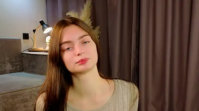 Snapshot of RosaMunoz_ chatting on October 2025 05:22:01 AM RosaMunoz  online show from October 2025 05:22:01 AM