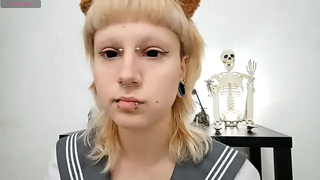 Snapshot of VetaBeghtol chatting on October 2025 03:18:01 PM VetaBeghtol online show from October 2025 03:18:01 PM