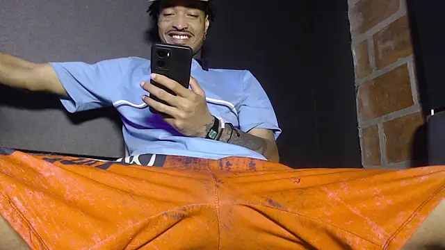 Anaconda larga online show from February 2026 01:44:01 PM