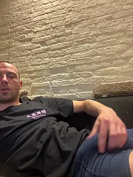 Rotteei1 online show from March 2026 06:17:02 AM