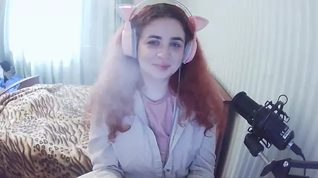 Snapshot of MadamDestiny chatting on October 2025 09:54:01 AM MadamDestiny online show from October 2025 09:54:01 AM