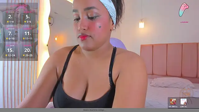 NahomiWalker  online show from January 2026 08:25:01 PM