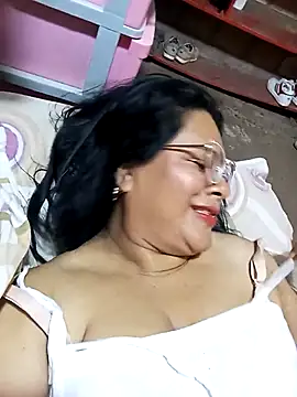 celeste122595 online show from April 2026 03:02:01 PM