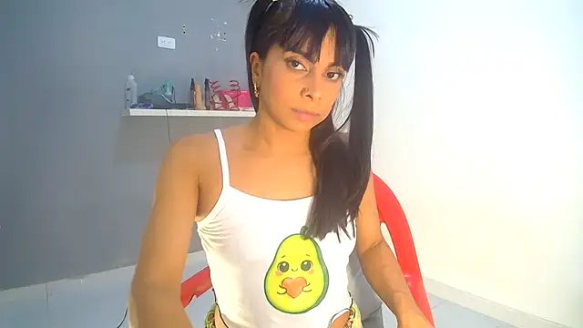 Snapshot of mia_chanel104 chatting on July 2026 04:13:01 PM mia chanel104 online show from July 2026 04:13:01 PM