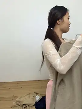 aaaaawhate online show from October 2025 09:26:02 AM