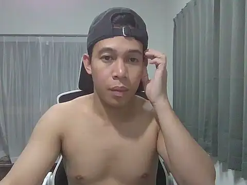 Snapshot of SobaKurd chatting on November 2025 02:41:02 PM SobaKurd online show from November 2025 02:41:02 PM