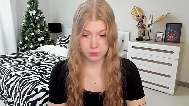 Stella Light online show from January 2026 11:36:01 AM