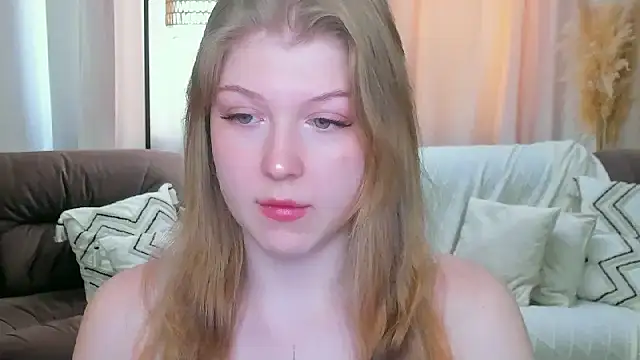 Stella Light online show from April 2026 04:10:02 AM