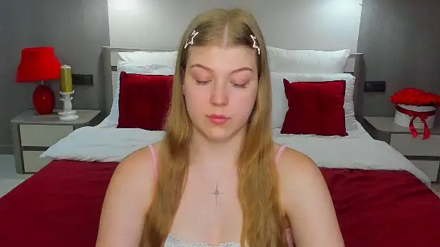 Stella Light online show from July 2026 04:48:01 AM