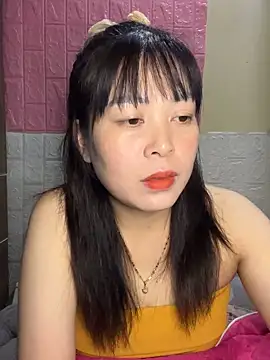 Butterfly kee online show from November 2025 02:07:02 PM