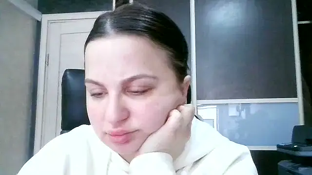 Denalynn online show from March 2026 01:29:02 AM