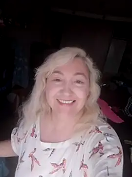 LadyKriss online show from May 2026 05:15:01 AM