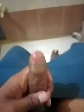 HeatableRevan online show from April 2026 05:54:01 PM