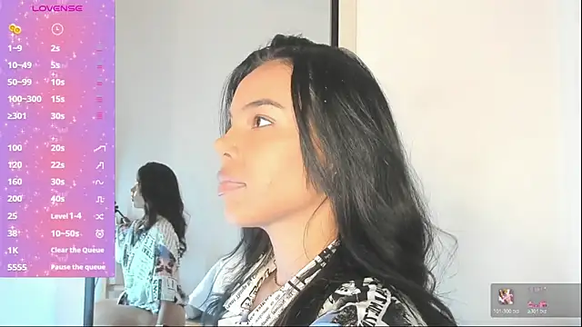 Blackywhiite online show from November 2025 12:15:01 PM