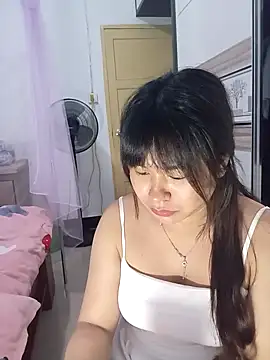 Snapshot of -lab- chatting on October 2025 06:59:01 AM -lab- online show from October 2025 06:59:01 AM