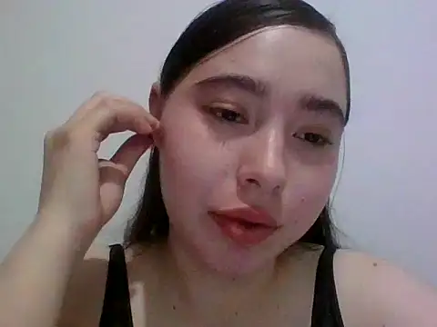 Snapshot of Anni_123456 chatting on October 2025 06:02:01 PM Anni 123456 online show from October 2025 06:02:01 PM